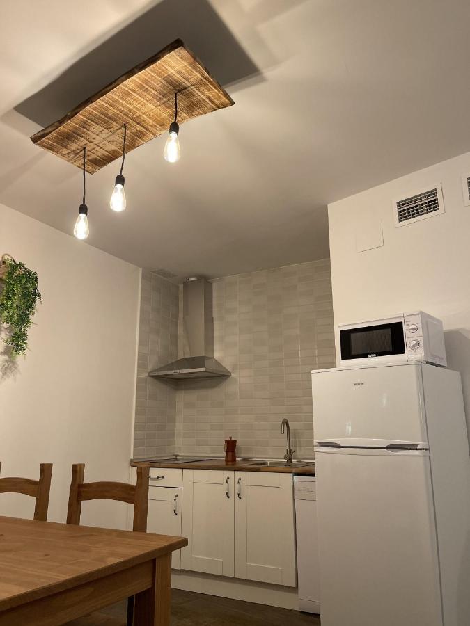 APARTAMENTOS RURALES DOÑA JIMENA DEL AMBROZ 4 Estrellas complejo único en el centro del pueblo Hervás Exterior foto
