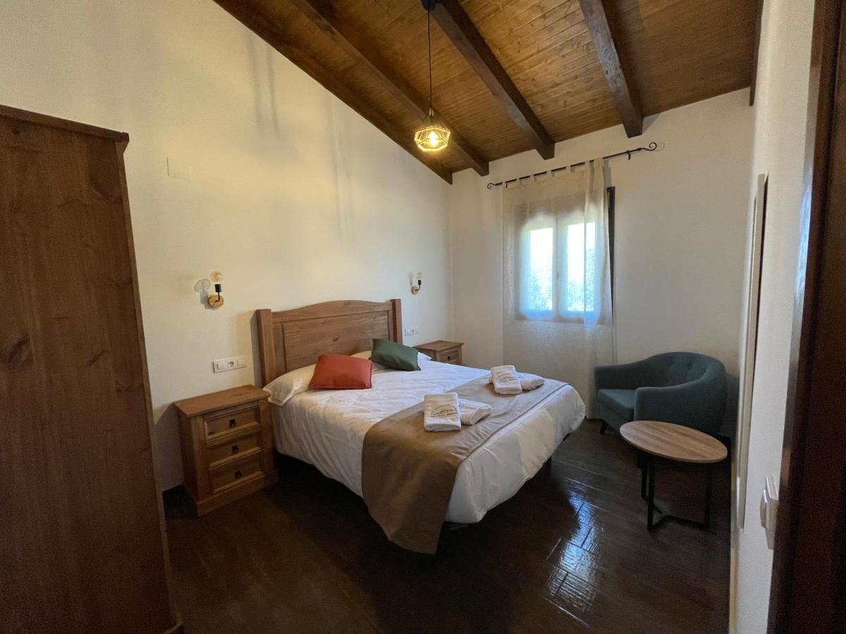 APARTAMENTOS RURALES DOÑA JIMENA DEL AMBROZ 4 Estrellas complejo único en el centro del pueblo Hervás Exterior foto